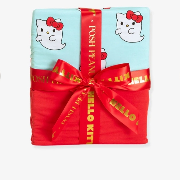 Hello kitty ghost ruffled luxette pattoo blanket - Picture 1 of 5